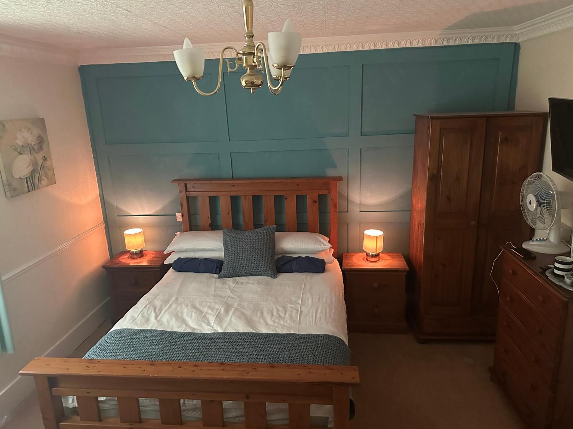 Bed and Breakfast The Penruddocke Arms à Dinton  Extérieur photo